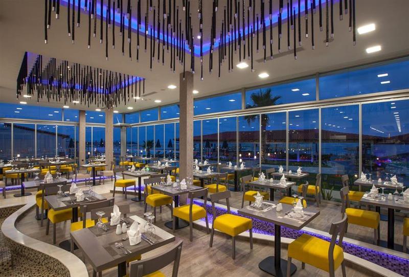Carolina Mare Hotel Mália Kültér fotó