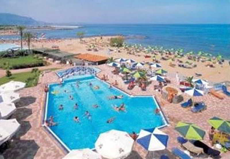 Carolina Mare Hotel Mália Létesítmények fotó